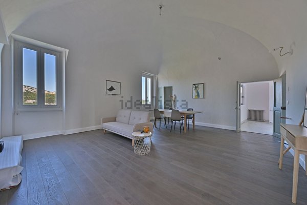 appartamento in vendita a Finale Ligure in zona Gorra