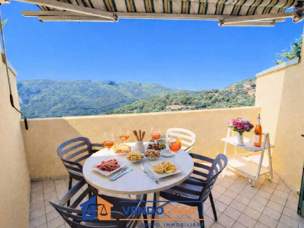 appartamento in vendita a Finale Ligure