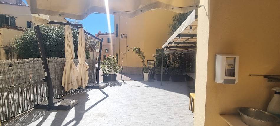 negozio in vendita a Finale Ligure in zona Varigotti