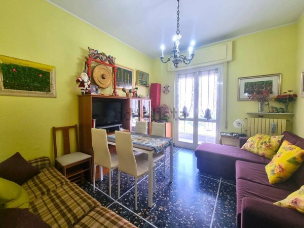 appartamento in vendita a Finale Ligure