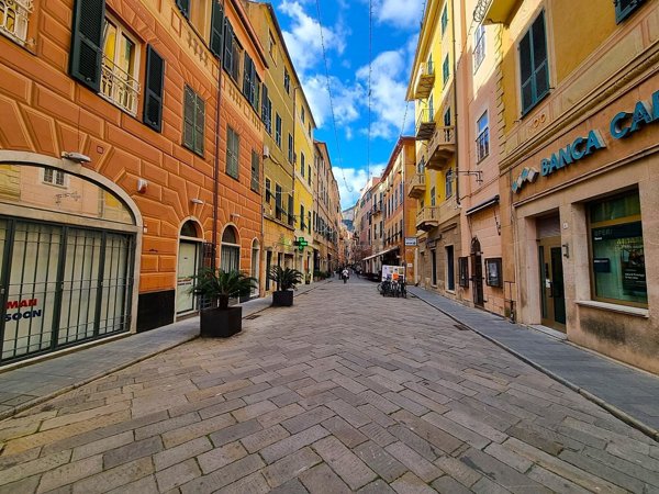 appartamento in vendita a Finale Ligure