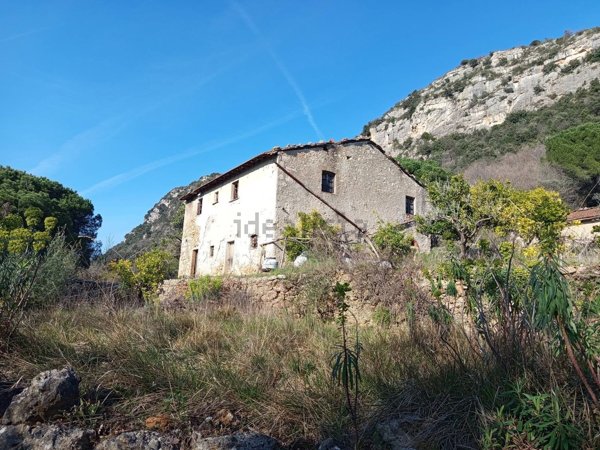 appartamento in vendita a Finale Ligure