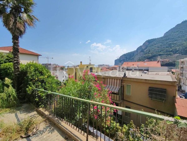 appartamento in vendita a Finale Ligure