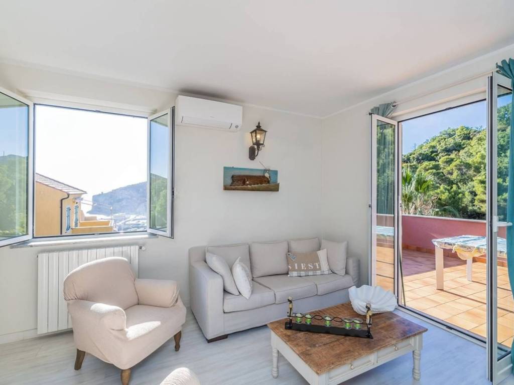 appartamento in vendita a Finale Ligure
