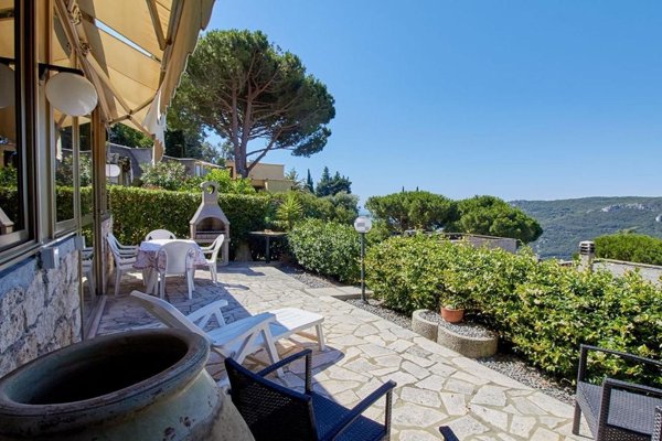 casa semindipendente in vendita a Finale Ligure