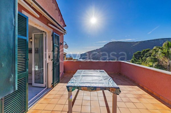casa indipendente in vendita a Finale Ligure