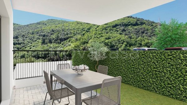 appartamento in vendita a Finale Ligure in zona Perti