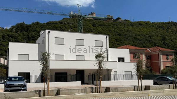 appartamento in vendita a Finale Ligure in zona Perti