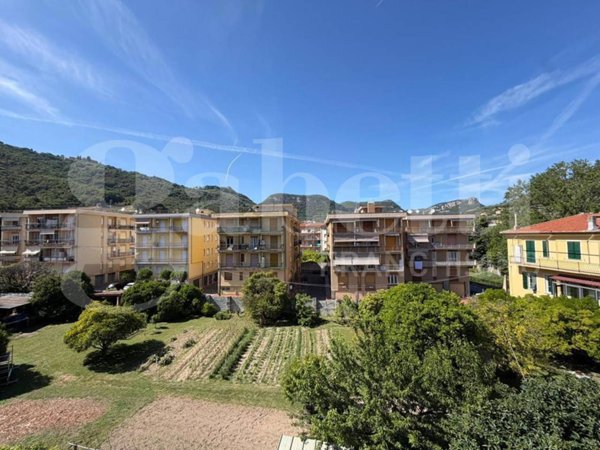 appartamento in vendita a Finale Ligure