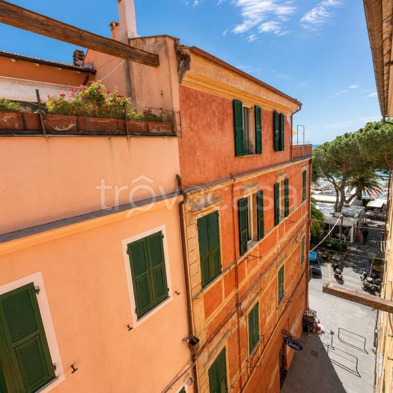 appartamento in vendita a Finale Ligure
