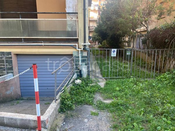 intera palazzina in vendita a Finale Ligure
