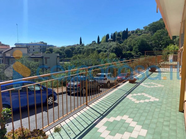 appartamento in vendita a Finale Ligure in zona Calvisio