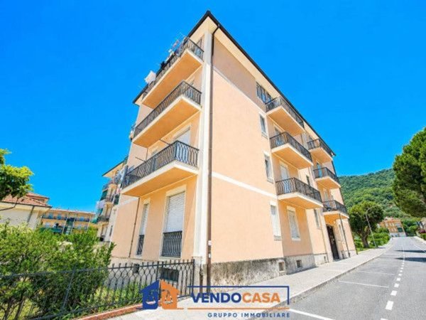 appartamento in vendita a Finale Ligure