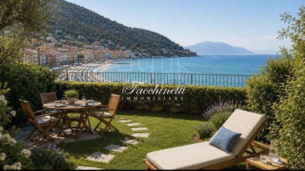 appartamento in vendita a Finale Ligure