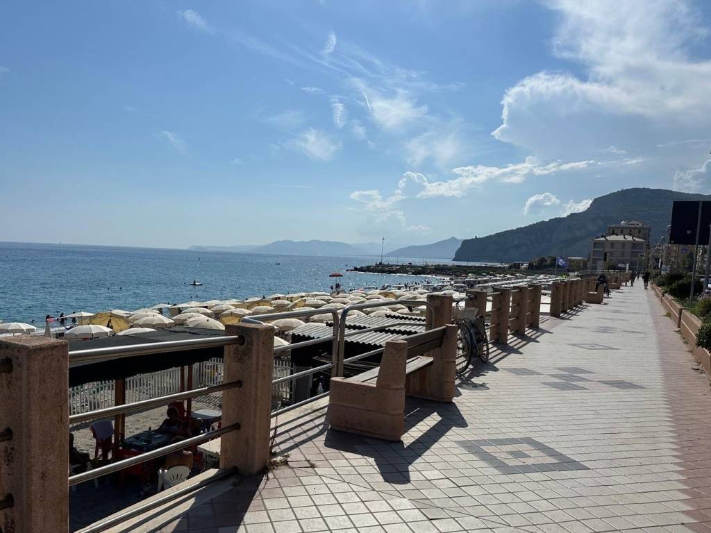 appartamento in vendita a Finale Ligure