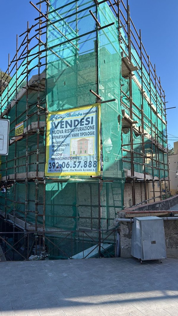 appartamento in vendita a Finale Ligure in zona Varigotti