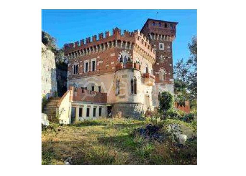 villa in vendita a Finale Ligure