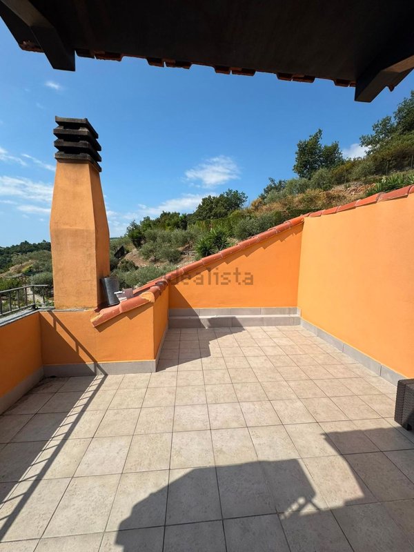 casa indipendente in vendita a Finale Ligure