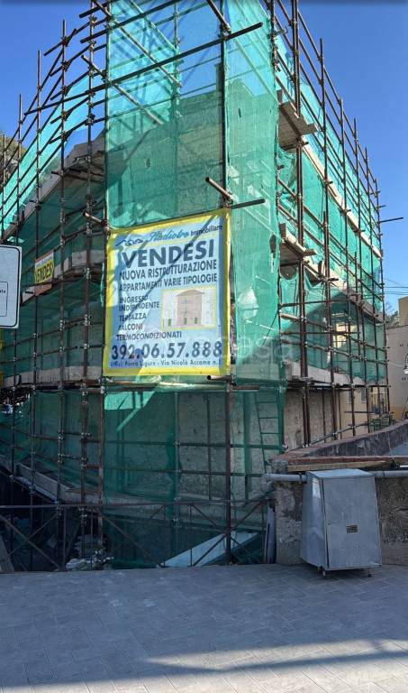 appartamento in vendita a Finale Ligure in zona Varigotti