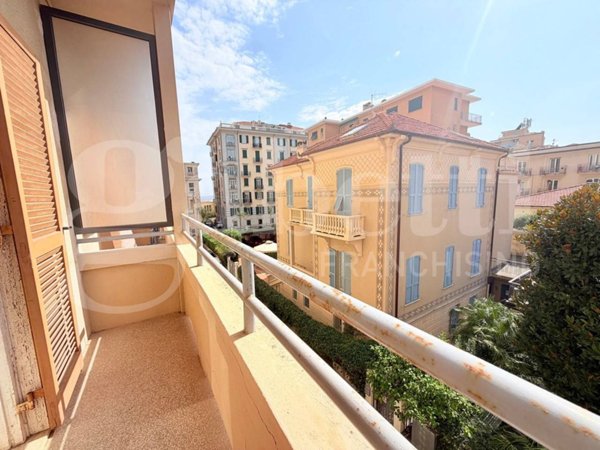 appartamento in vendita a Finale Ligure