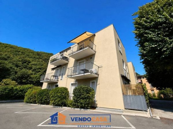 appartamento in vendita a Finale Ligure in zona Perti