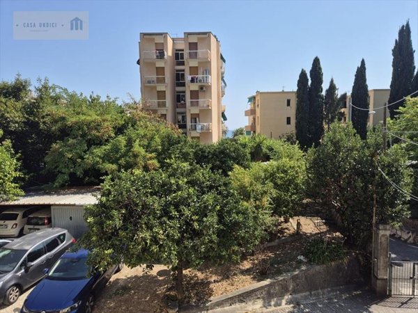 appartamento in vendita a Finale Ligure in zona Varigotti