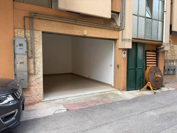 appartamento in vendita a Finale Ligure