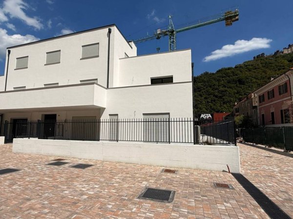 appartamento in vendita a Finale Ligure in zona Perti