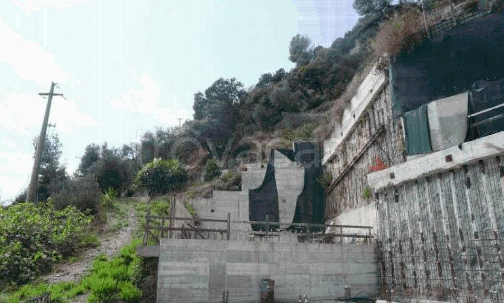 terreno agricolo in vendita a Finale Ligure in zona Varigotti