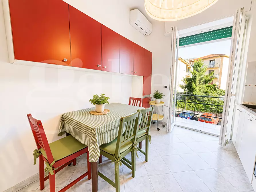 appartamento in vendita a Finale Ligure in zona Calvisio