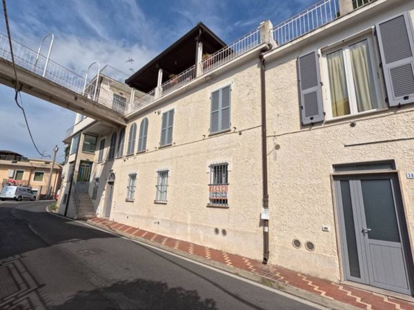 appartamento in vendita a Finale Ligure
