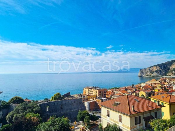 appartamento in vendita a Finale Ligure
