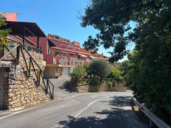 appartamento in vendita a Finale Ligure