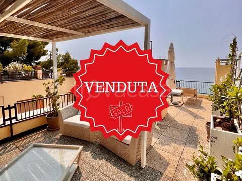 appartamento in vendita a Finale Ligure