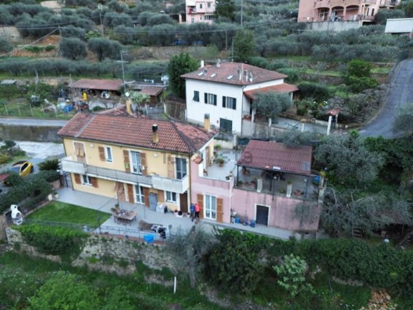 appartamento in vendita a Finale Ligure