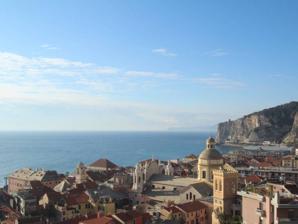 appartamento in vendita a Finale Ligure