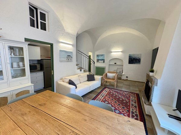 casa indipendente in vendita a Finale Ligure in zona Varigotti