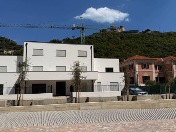 appartamento in vendita a Finale Ligure in zona Perti