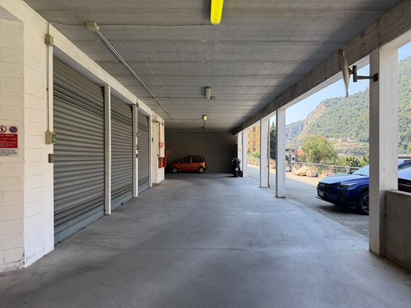 casa indipendente in vendita a Finale Ligure