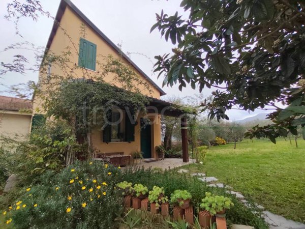 casa indipendente in vendita a Garlenda