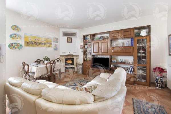 casa semindipendente in vendita a Garlenda