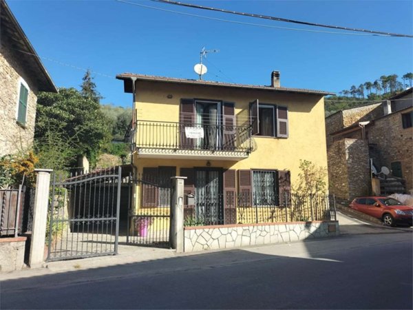 casa indipendente in vendita a Garlenda