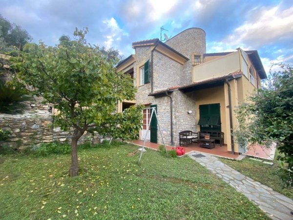 casa indipendente in vendita a Garlenda