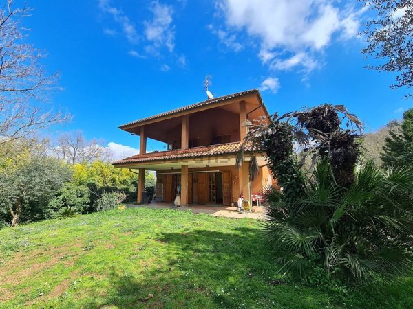 casa semindipendente in vendita a Garlenda