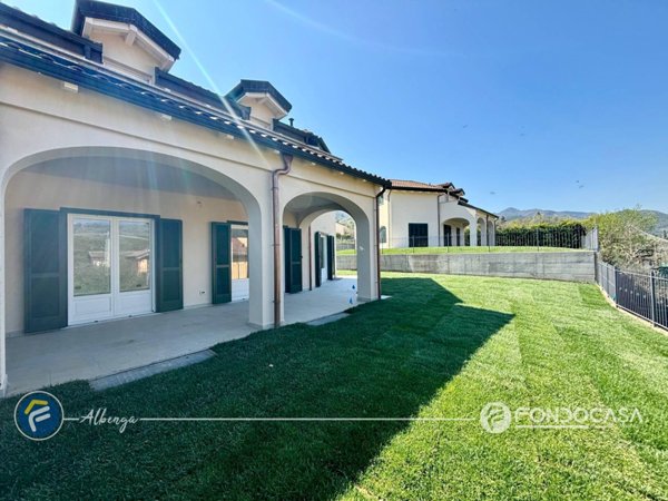 casa indipendente in vendita a Garlenda