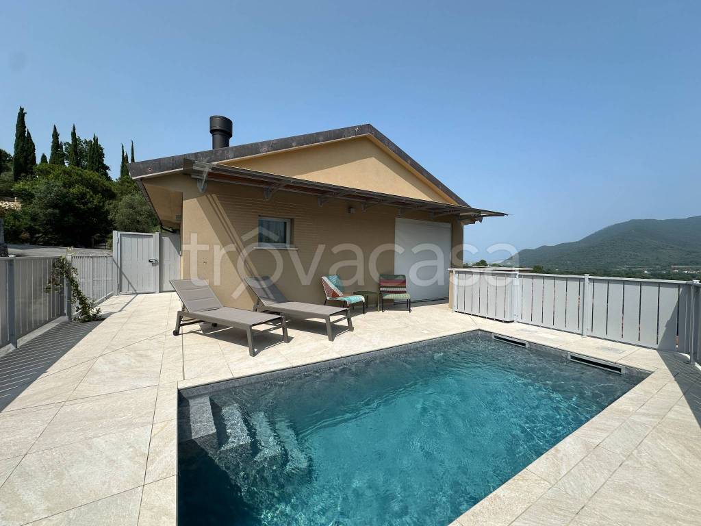 casa indipendente in vendita a Garlenda