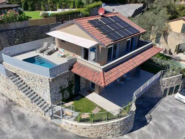 casa indipendente in vendita a Garlenda