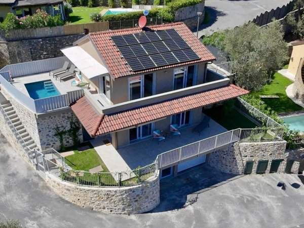 casa indipendente in vendita a Garlenda