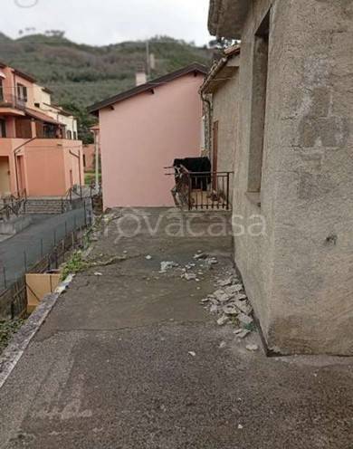 casa indipendente in vendita a Garlenda