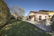 casa indipendente in vendita a Garlenda